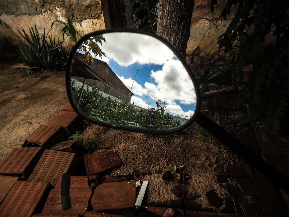 HVAC technician in Aurora Colorado home